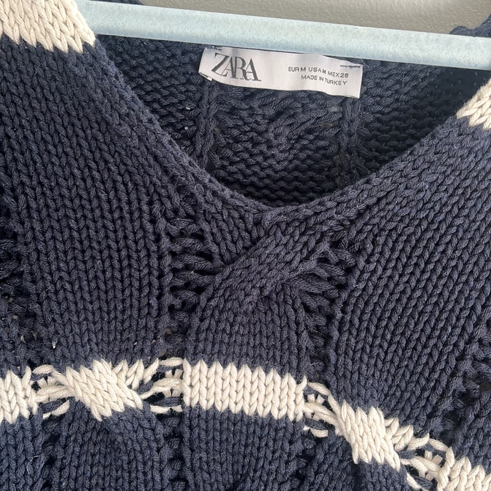 Sweater - Picture 2 of 4